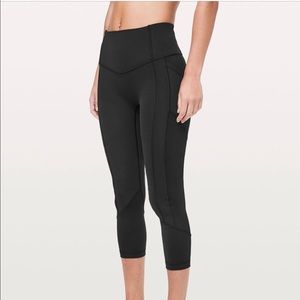 Lululemon All The Right Places Crop, sz 8